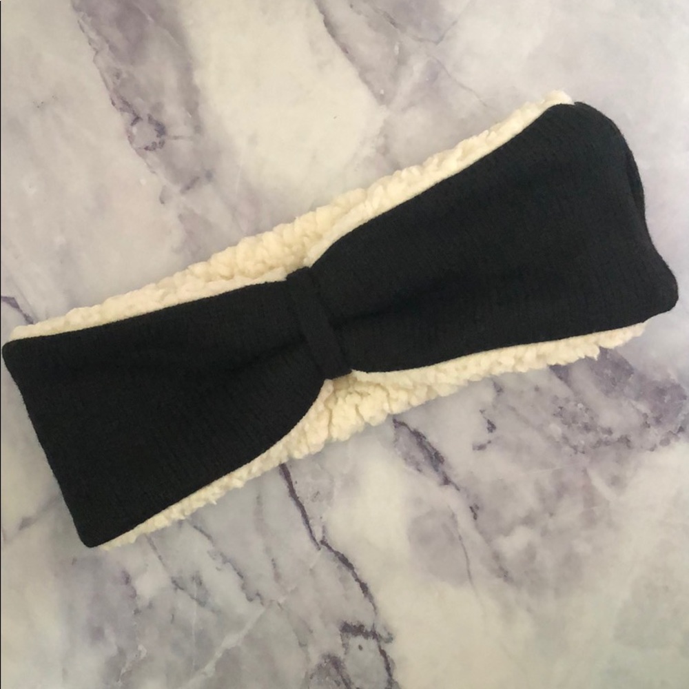 FREE WHEN YOU BUY ANYTHING FROM MY CLOSET ❤️❤️❤️